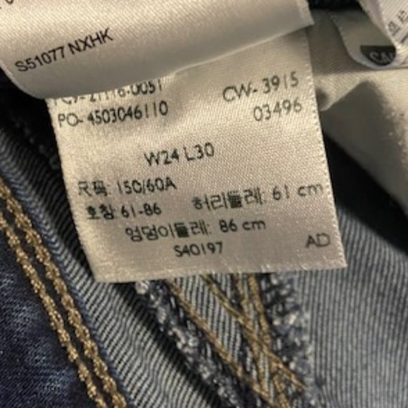 Levi's Mid Rise Skinny Jeans Size 24 - Picture 5 of 5